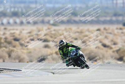 media/Dec-07-2025-CVMA (Sun) [[3e7d2de5dc]]/Race 12- Formula 40 MW and LW/